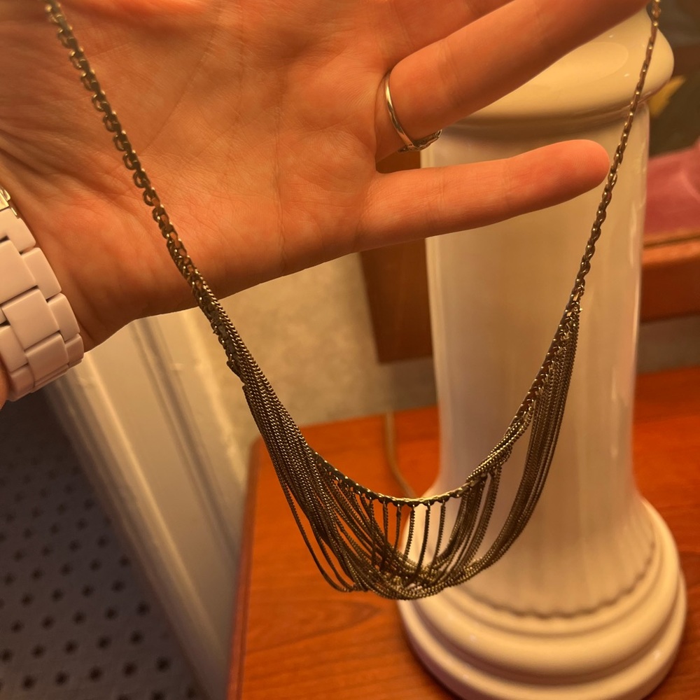 Drape silver necklace
